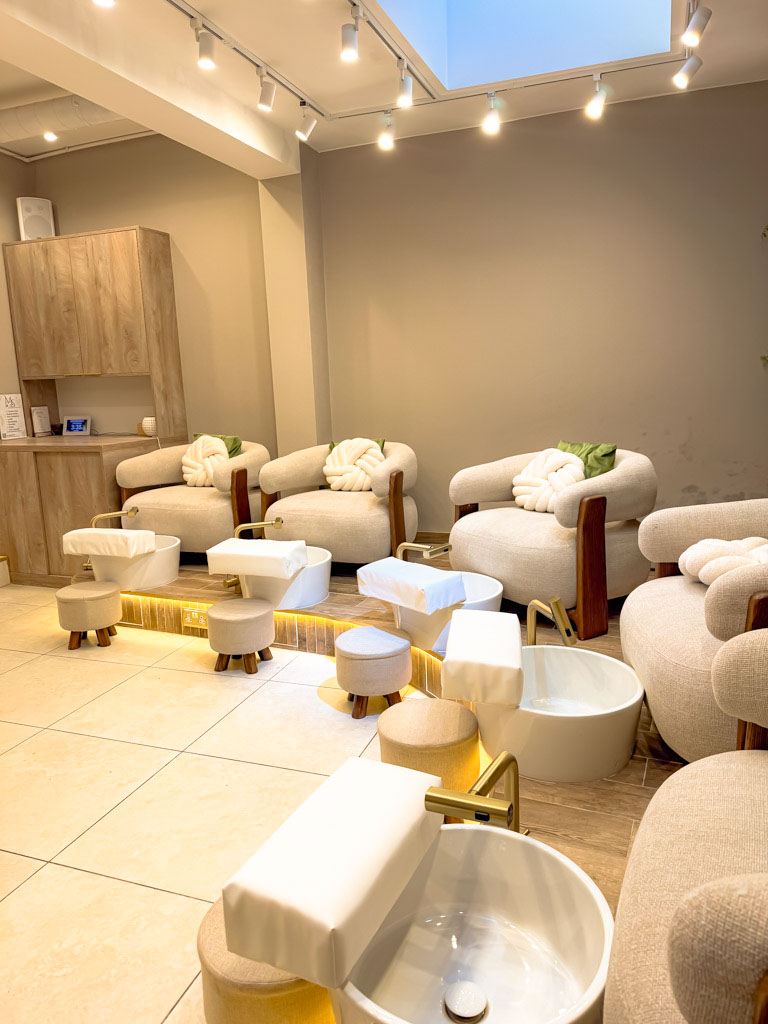 Luxury nail spa in Hampstead London with comfortable pedicure chairs and calm premium spa environment