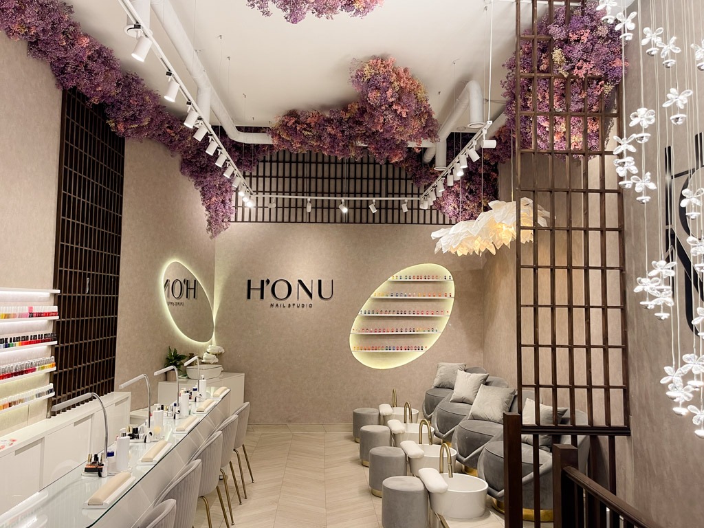 Relaxing nail spa in West Hampstead London offering luxury manicure and calming beauty treatments